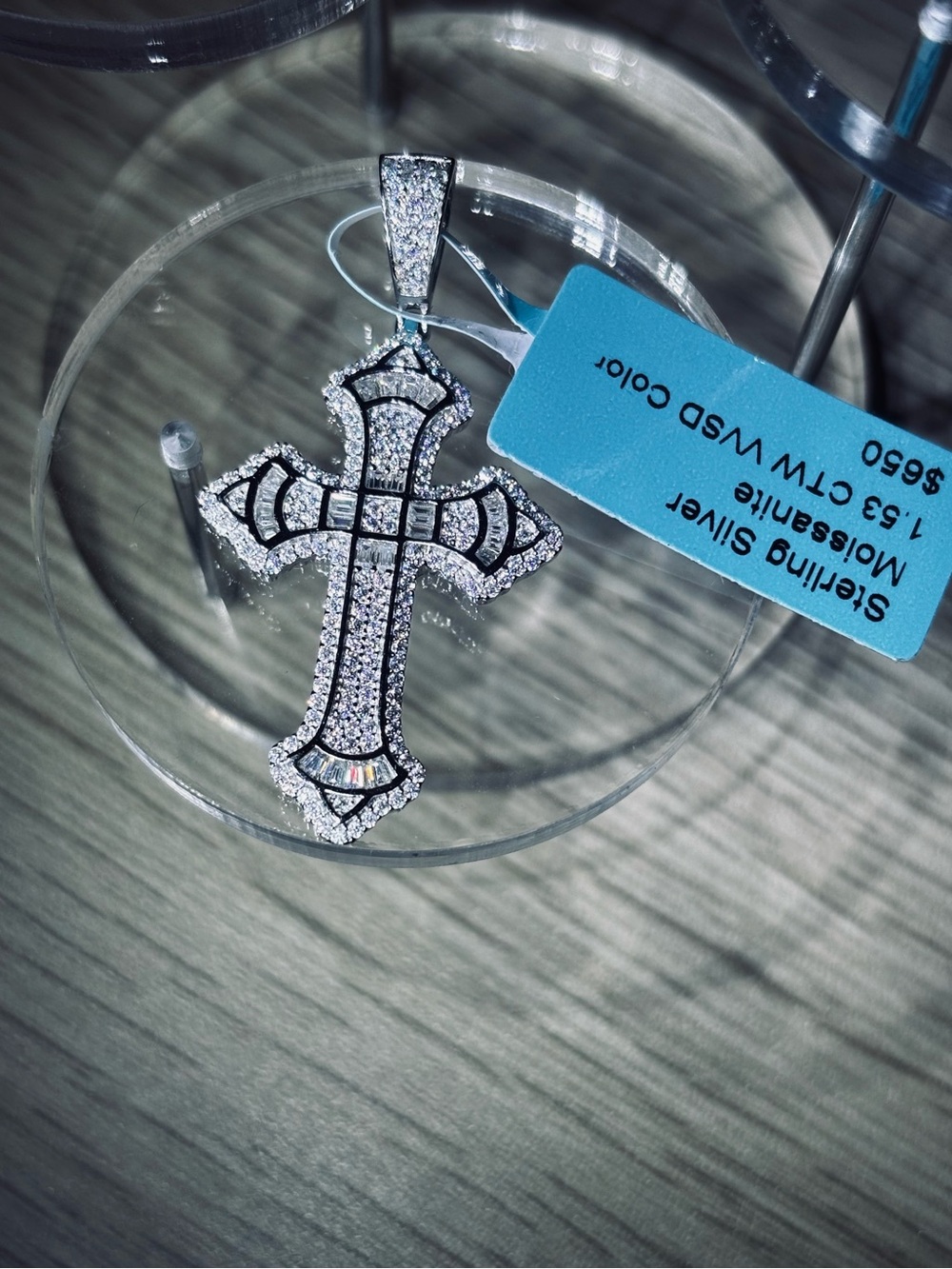 Solid 925 Sterling Silver VVS Moissanite Cross Pendant - Picture 8 of 13